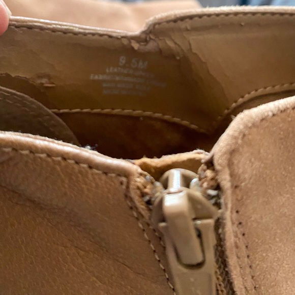 Gianni Bini Size 9.5M (40) Used - Good condition. No Box - Picture 7 of 9